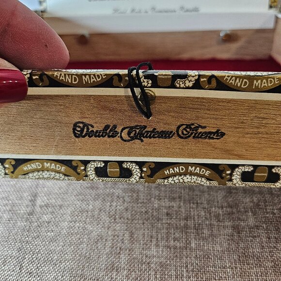 Handmade Arturo Fuente Imported Cigar Box Purse With Black Bead Handle And Tasse - Picture 10 of 13